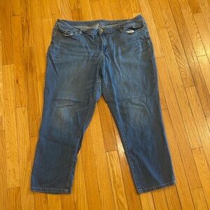 Women's New York And Company Jeans Cropped Boyfriend Size 18 Light Wash Soho